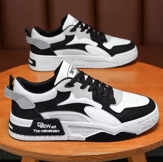 New Autumn Men's Sneakers Men's Comfortable Platform Shoes 2025 Trend Lace-up Vulcanized Shoes White Casual Sneakers Zapatillas