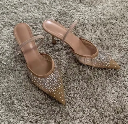 High Heels Footwear: A Complete Guide to Style, Comfort & Elegance